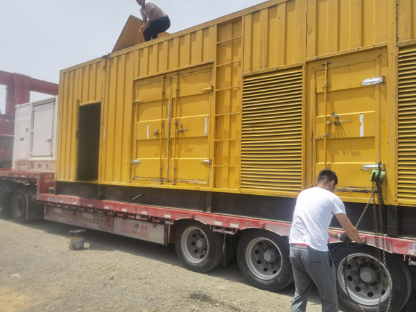 武进除了负载情况和发动机维护，还有哪些因素会影响 200kw 柴油发电机的油耗？